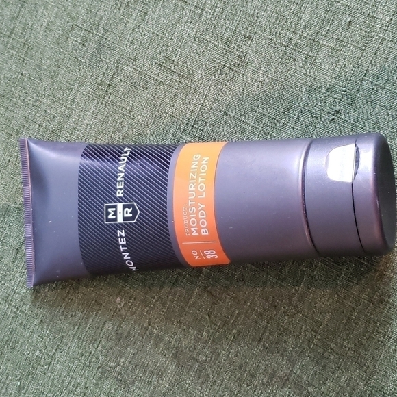 MONTEZ RENAULT No. 38 MOISTURIZING BODY LOTION FOR MEN - Picture 4 of 5